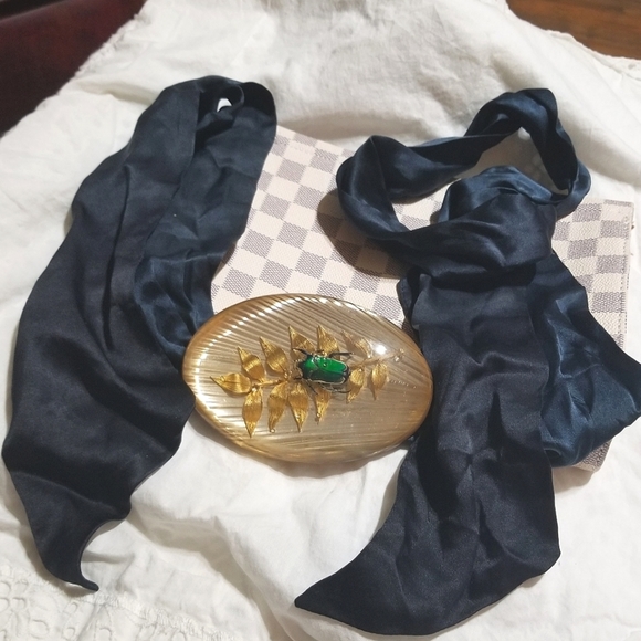 RARE Egyptian Revival Vintage Scarab in Lucite Silk Sash Belt - Picture 3 of 8